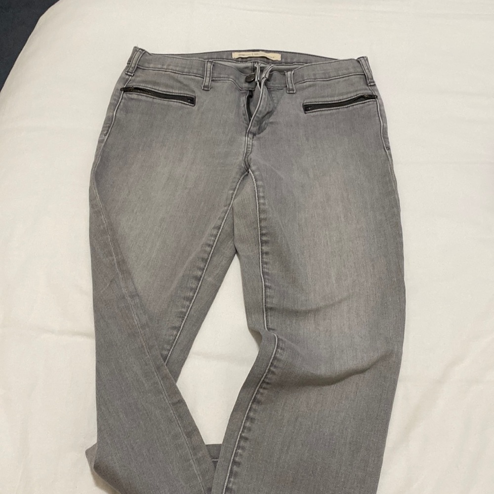 Light grey jeans from GAP- size 29R